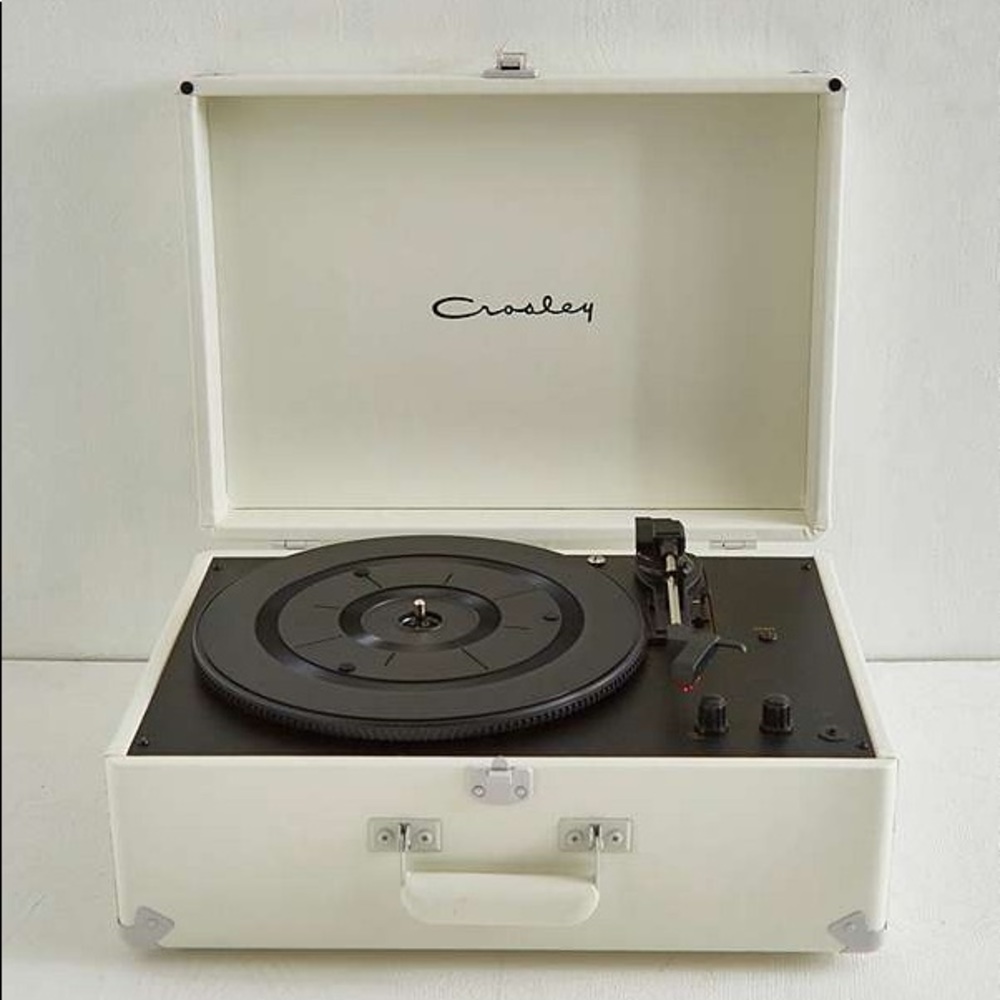 [SOLD] Crosley UO Exclusive Record Player